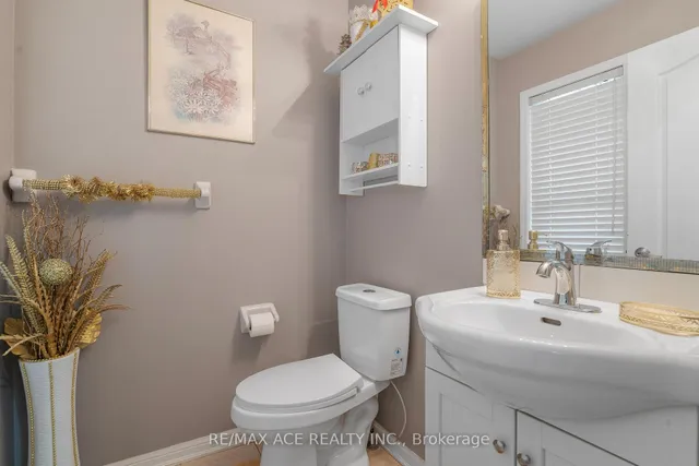 Additional image 17 of 22 Apple Valley Way