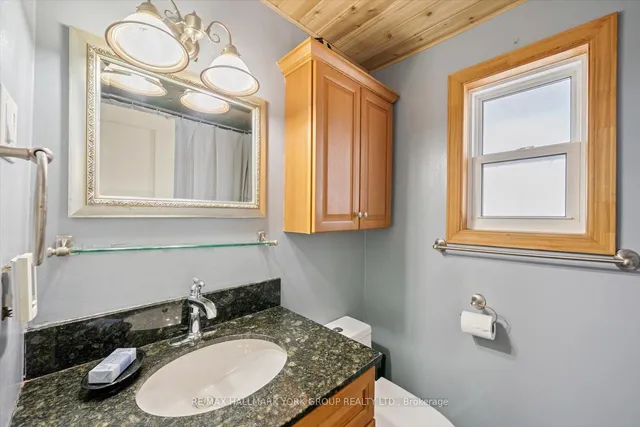 Additional image 32 of 31 Jacobs Sq