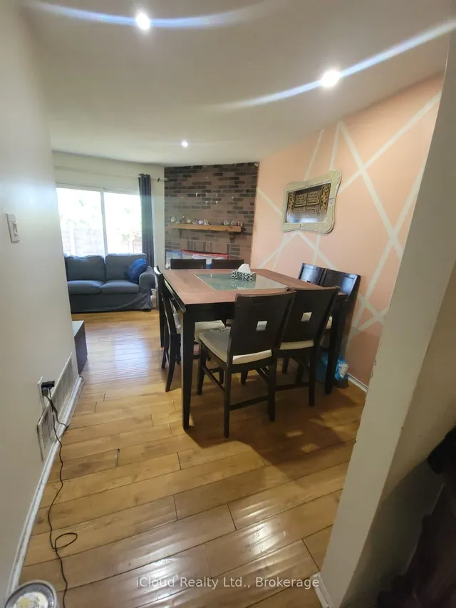 Additional image 7 of 4711 Full Moon Circ