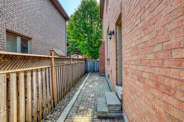 Additional image 45 of 1601 Bayshire Dr