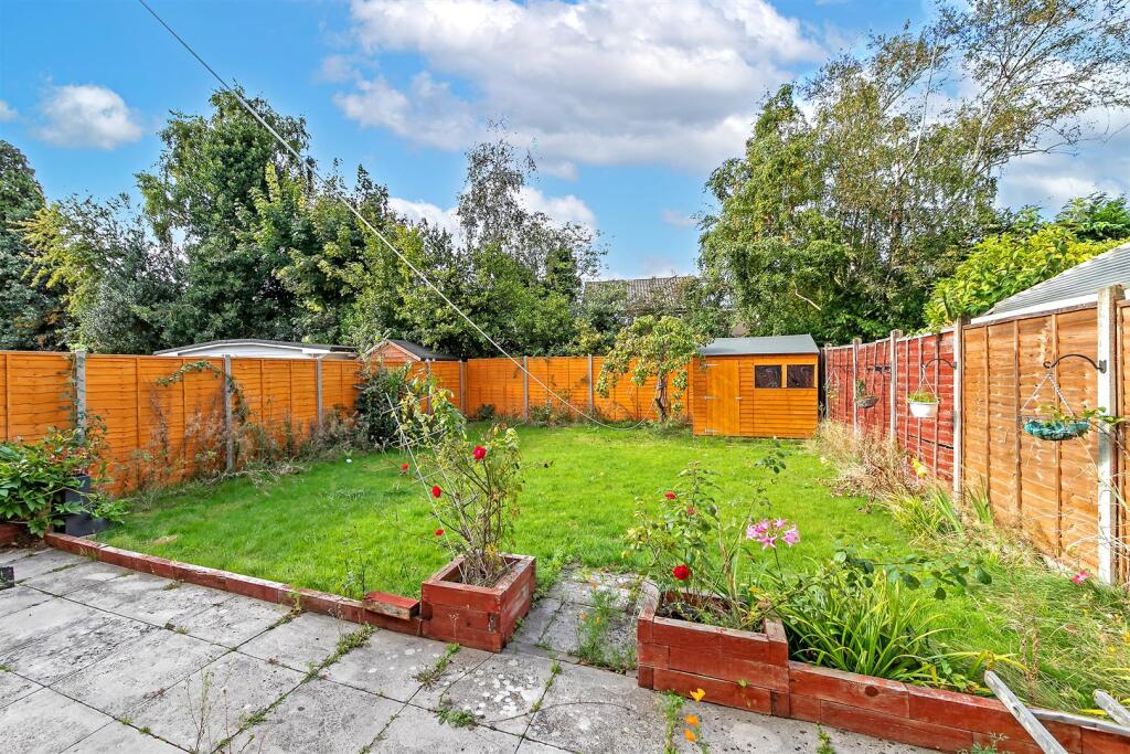 Additional image 35 of Cell Barnes Lane, St. Albans