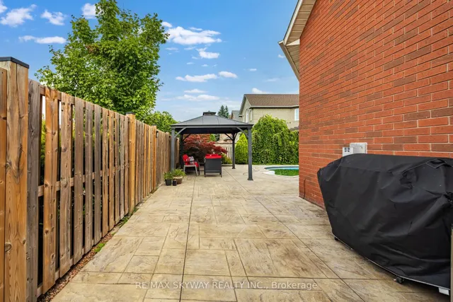 Additional image 45 of 57 Banington Cres