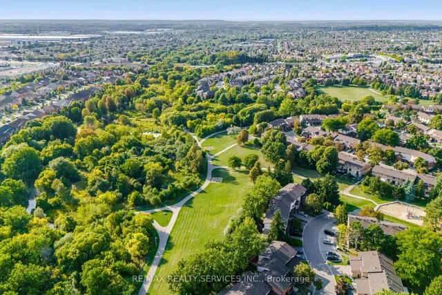 Additional image 44 of 73 Blackthorn Lane