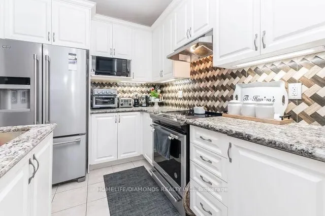 Additional image 14 of 4 FOLIAGE Dr