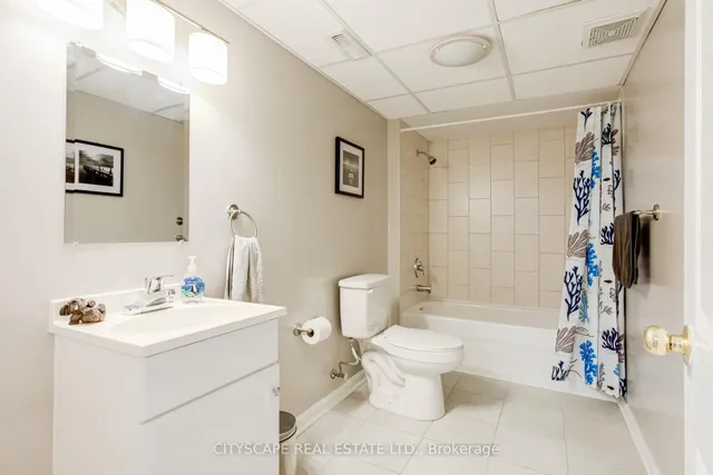 Additional image 32 of 22 Jade Cres