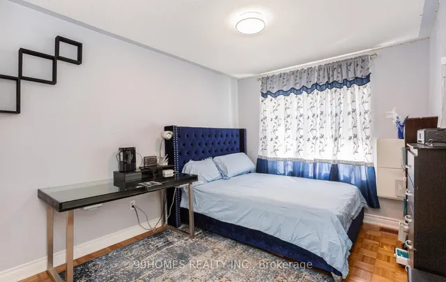 Additional image 37 of 5 Farthingale Cres