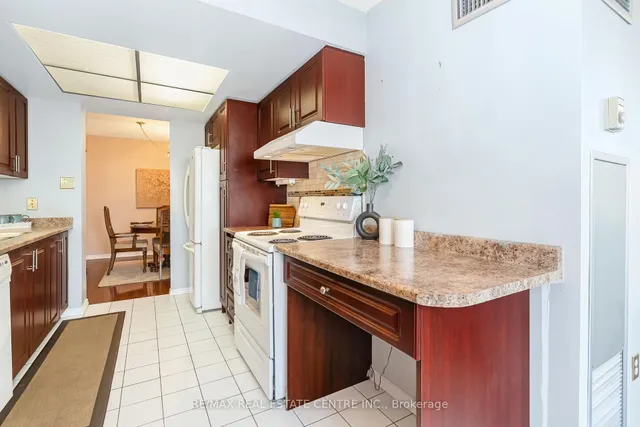 Additional image 20 of 20 Cherrytree Dr Unit 802