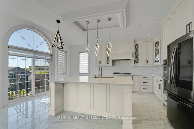 Additional image 14 of 7 NEWINGTON Cres