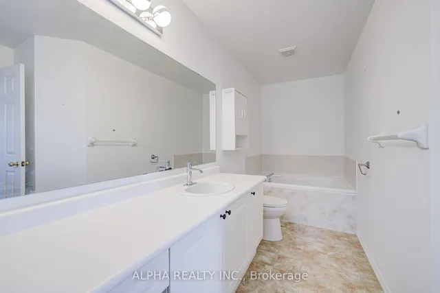 Additional image 35 of 102 Roxton Rd