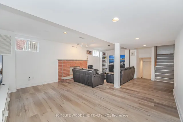 Additional image 44 of 1431 Harmsworth Sq