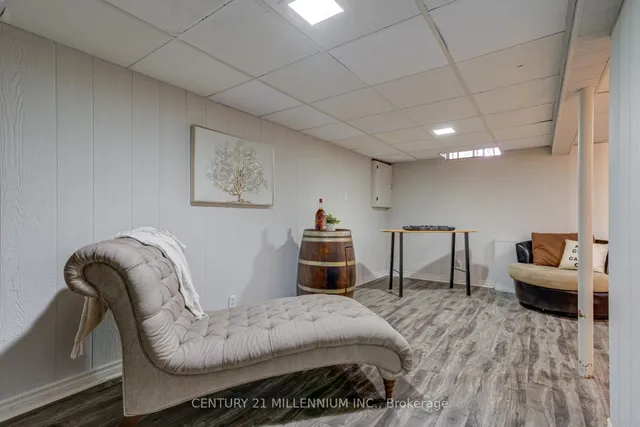 Additional image 16 of 15 Hasting Sq