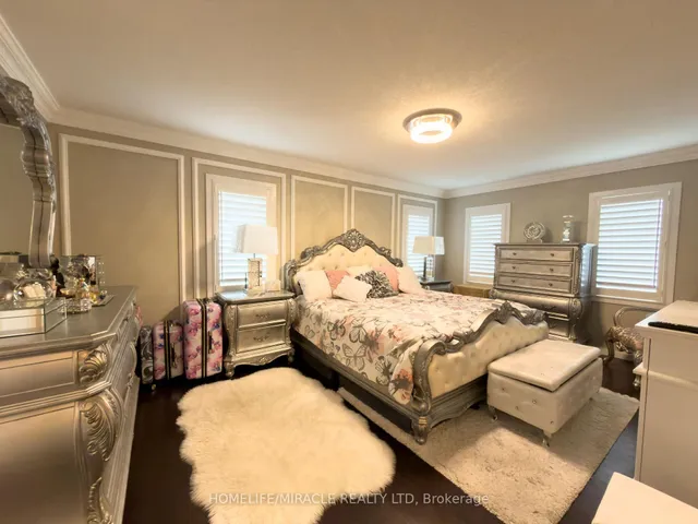 Additional image 16 of 404 Queen Mary Dr