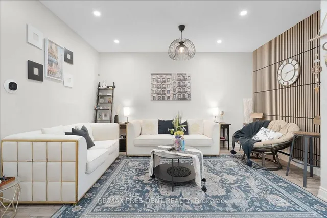 Additional image 8 of 56 Natronia Tr