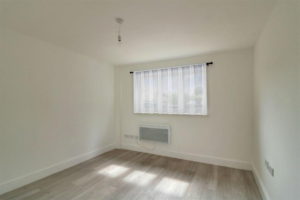 Additional image 4 of Ground Lane, Hatfield, AL10