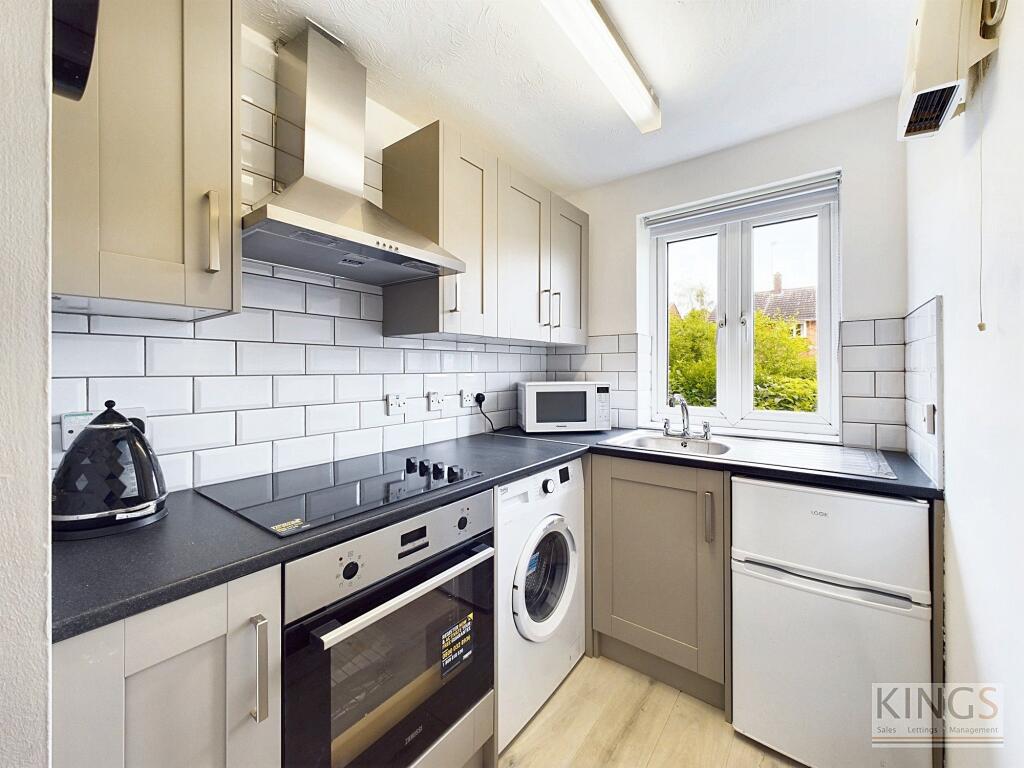 Additional image 10 of Walsingham Close, Hatfield, AL10