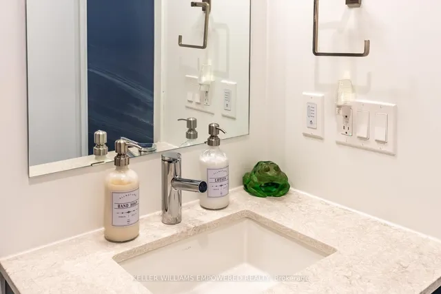 Additional image 12 of 395 Dundas St Unit 537