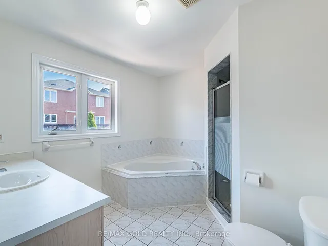 Additional image 21 of 26 Yuile Crt