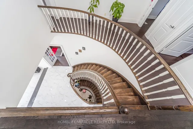 Additional image 25 of 21 Bowman Ave