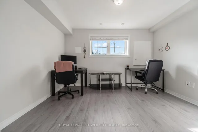 Additional image 31 of 33 Battalion Rd