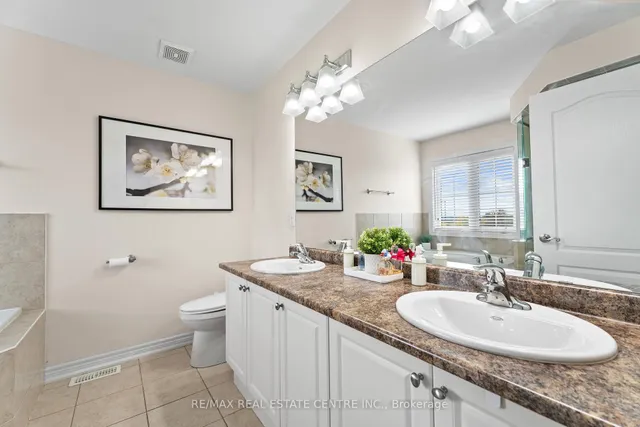 Additional image 30 of 4 Junetown Circ