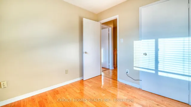 Additional image 17 of 5551 Cosmic Cres