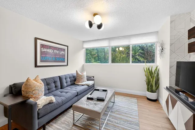 Additional image 12 of 3695 Kaneff Cres Unit 102