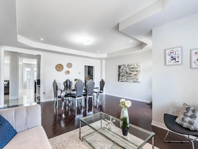 Additional image 7 of 62 Masken Circ