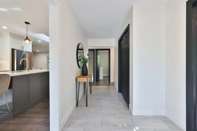 Additional image 6 of 1131 Carol St