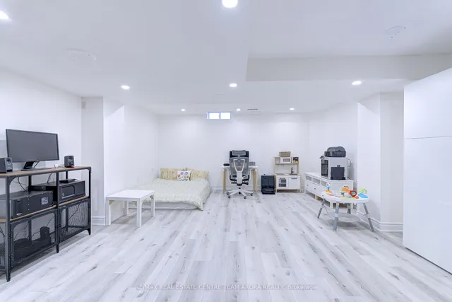 Additional image 37 of 3 Checkerberry Cres