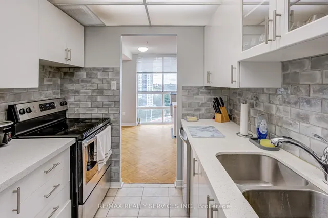 Additional image 14 of 3650 Kaneff Cres Unit 1508