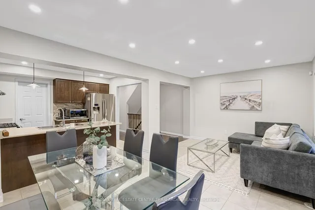 Additional image 12 of 14 Crossbill Rd