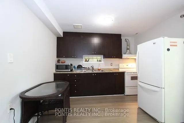 Additional image 31 of 72 SHELDRAKE Crt