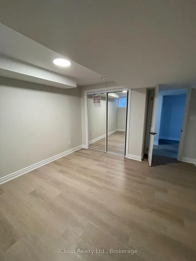 Additional image 24 of 109 Kaitting Tr