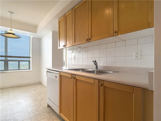 Additional image 8 of 55 Strathaven Rd Unit 1413