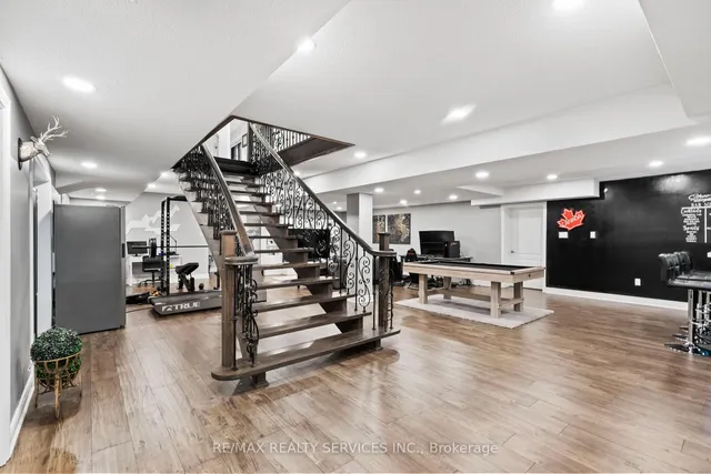 Additional image 37 of 8 Evergreen Ave