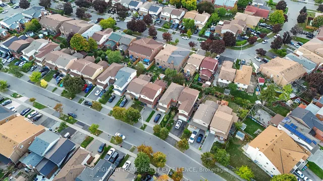 Additional image 37 of 13 Simmons Blvd