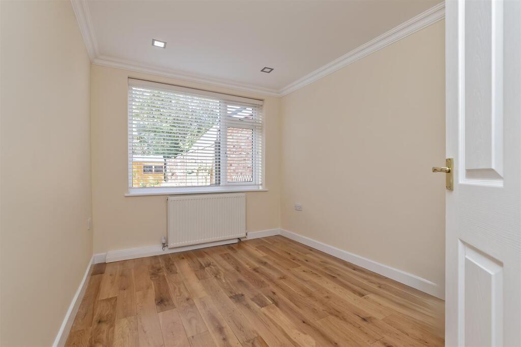 Additional image 7 of Cell Barnes Lane, St. Albans