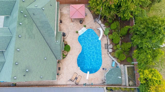 Additional image 47 of 77 Links Lane