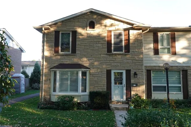 Property image for 5475 Lakeshore Rd Unit 9
