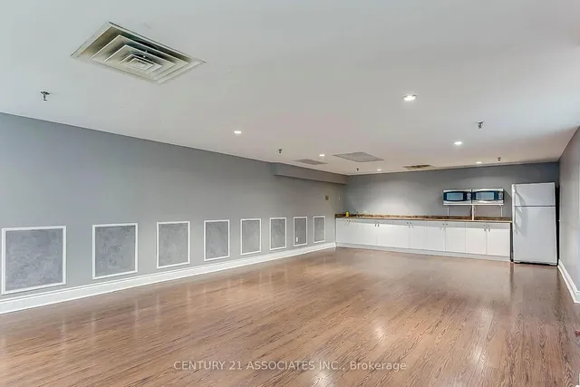 Additional image 38 of 5 Lisa St Unit 605