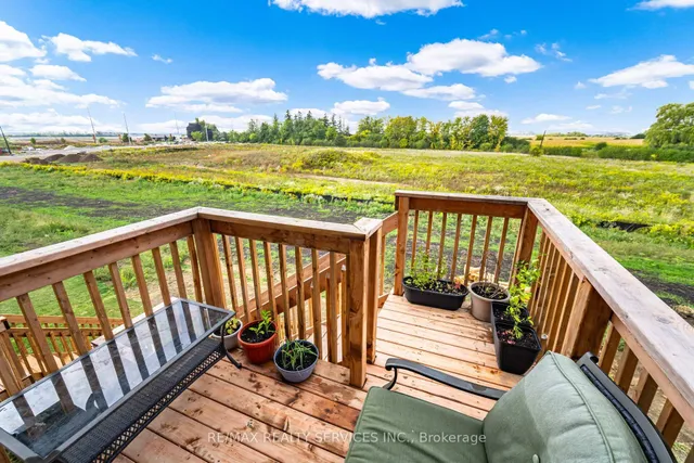 Additional image 42 of 38 Foxsparrow Rd