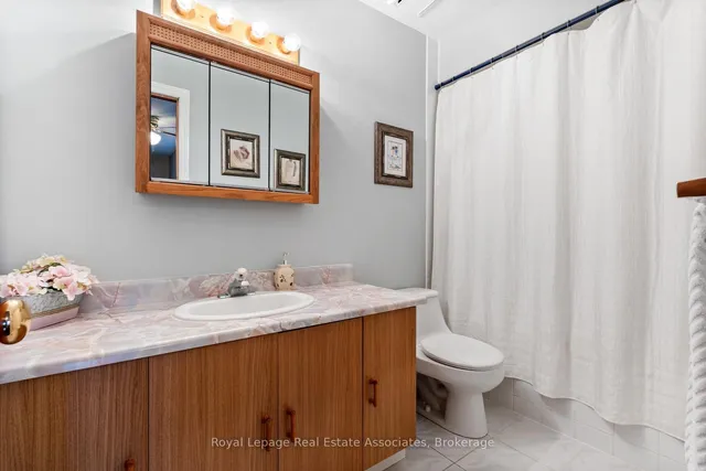 Additional image 22 of 449 Mallorytown Ave