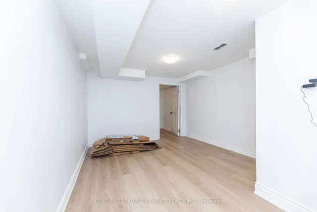 Additional image 44 of 365 Tailfeather Cres Unit 30