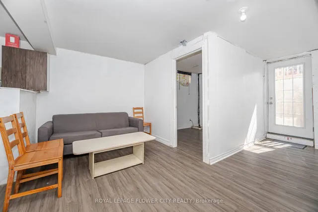 Additional image 33 of 131 Millstone Dr