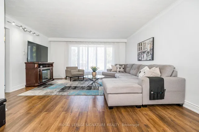 Property image for 3562 Laddie Cres