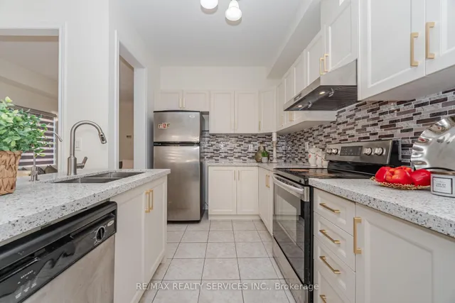 Additional image 15 of 38 Delport Clse