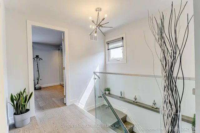 Additional image 19 of 709 Greycedar Cres