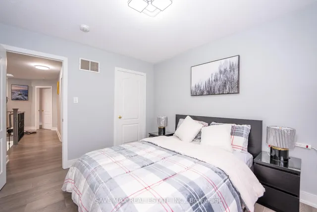 Additional image 29 of 100 Crown Victoria Dr