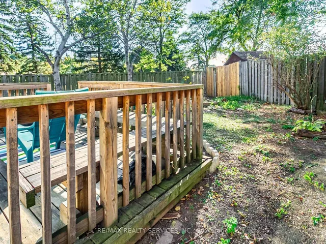 Additional image 38 of 13 Gold Pine Crt