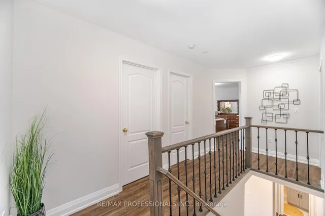 Additional image 24 of 74 Upper Highlands Dr